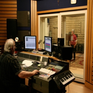 Elizabeth wieder im Studio 5b4f8e304f0f0.jpg